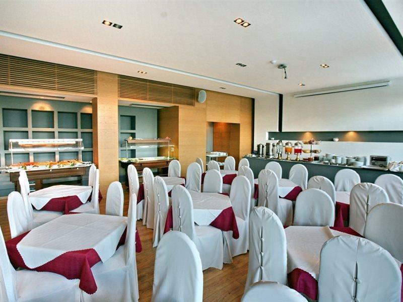 Sandy Bay Hotel Plomari ภายนอก รูปภาพ