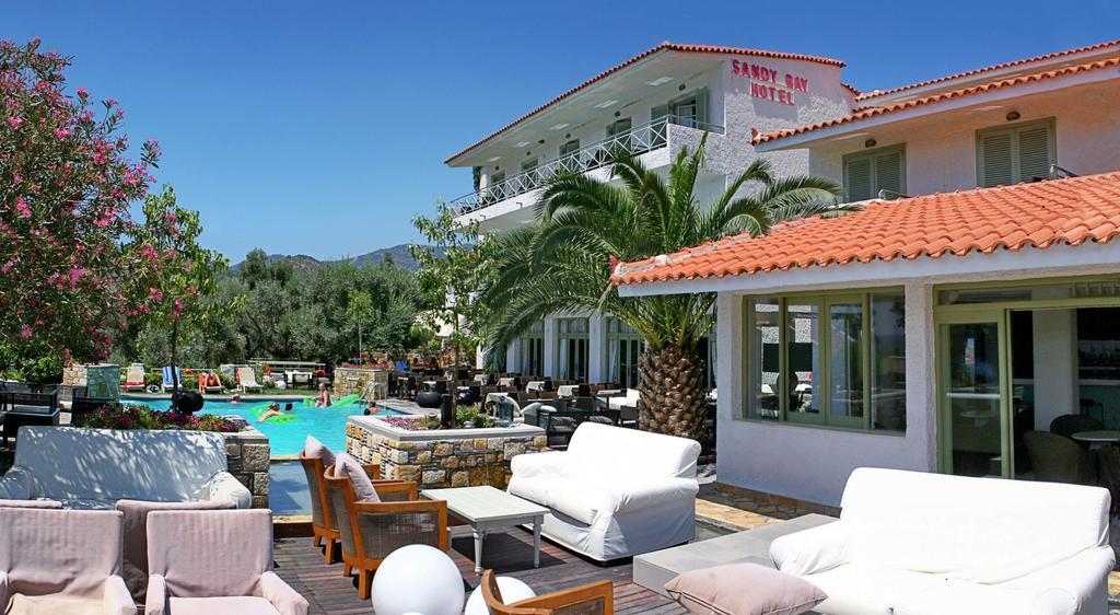 Sandy Bay Hotel Plomari ภายนอก รูปภาพ