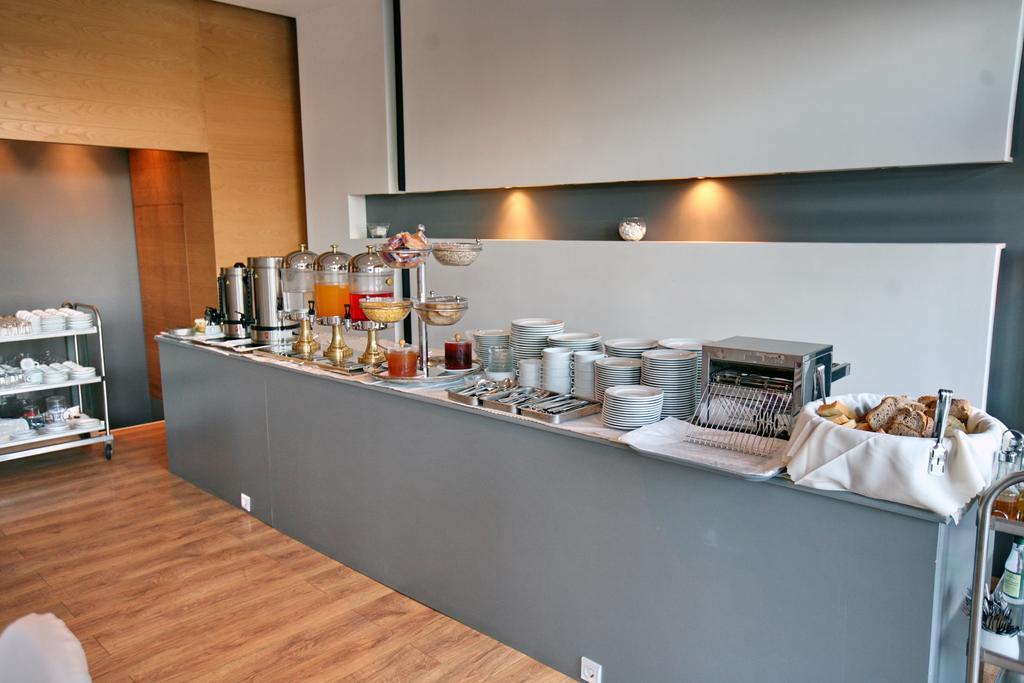 Sandy Bay Hotel Plomari ภายนอก รูปภาพ