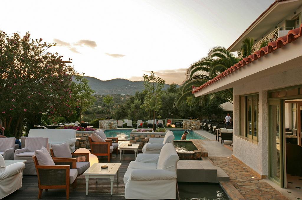 Sandy Bay Hotel Plomari ภายนอก รูปภาพ